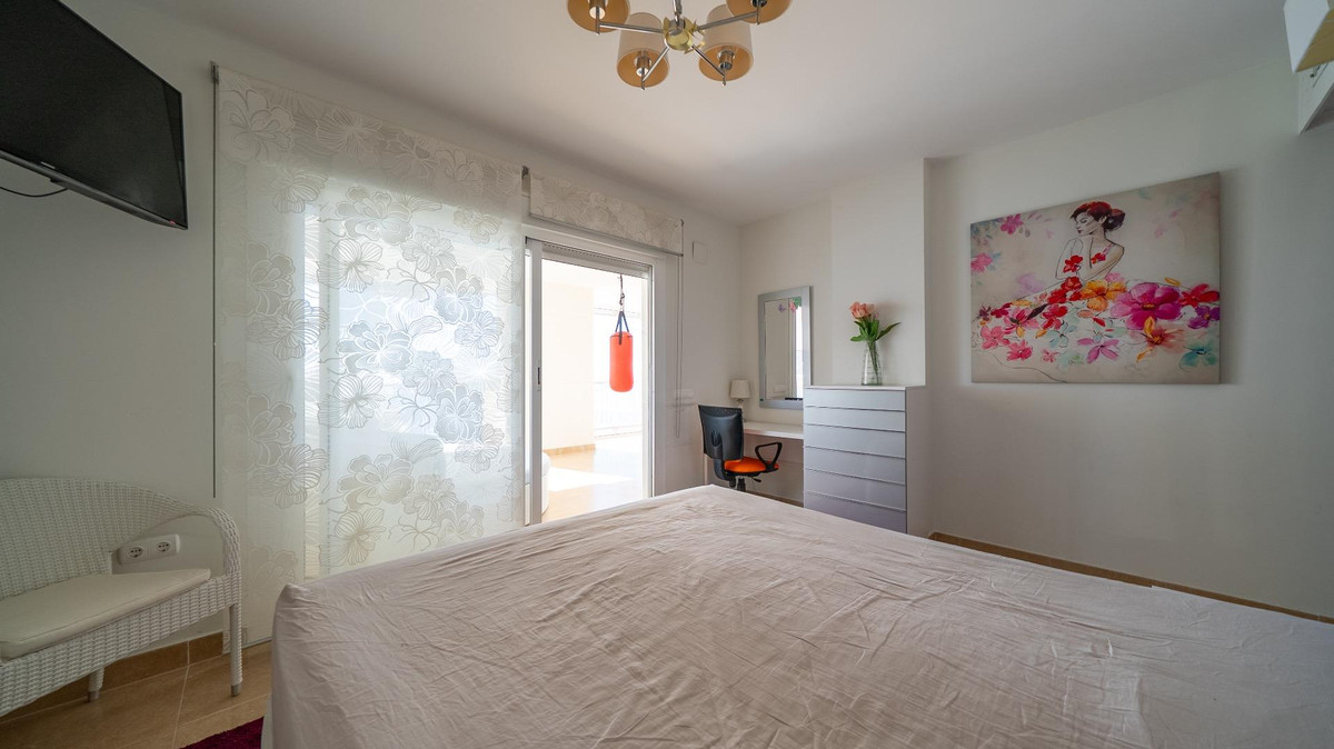 4 Bed Apartment for sale in Calpe Costa Blanca, Alicante, Spain