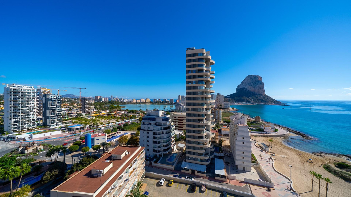 4 Bed Apartment for sale in Calpe Costa Blanca, Alicante, Spain