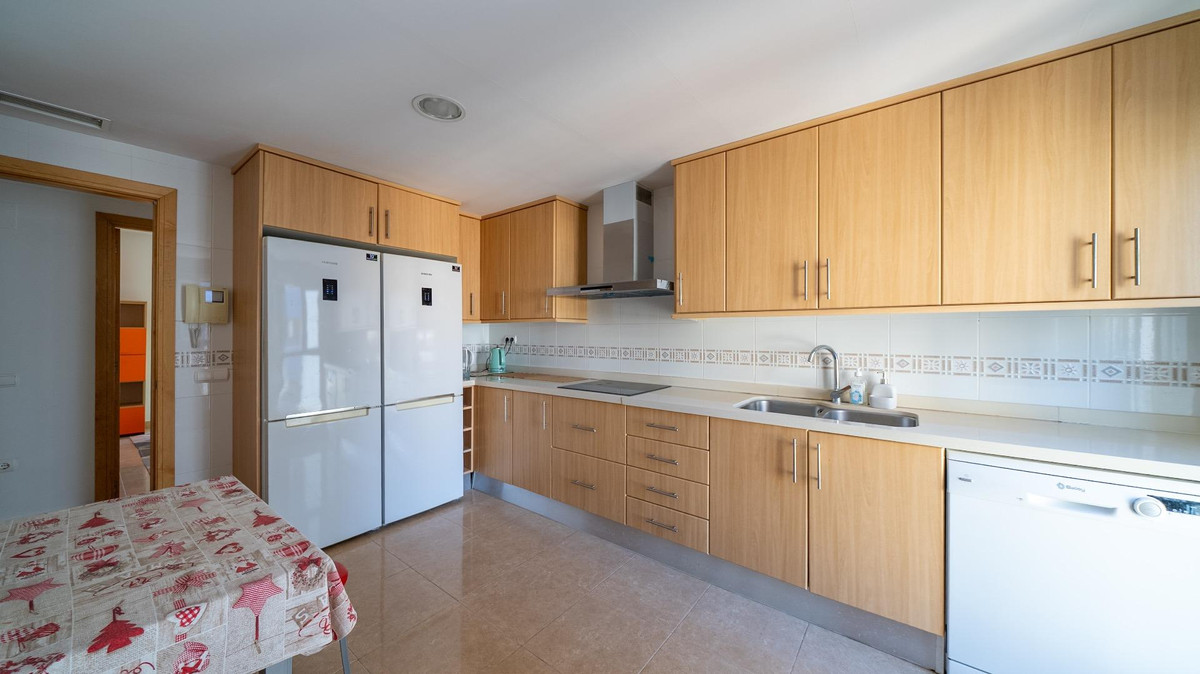 4 Bed Apartment for sale in Calpe Costa Blanca, Alicante, Spain