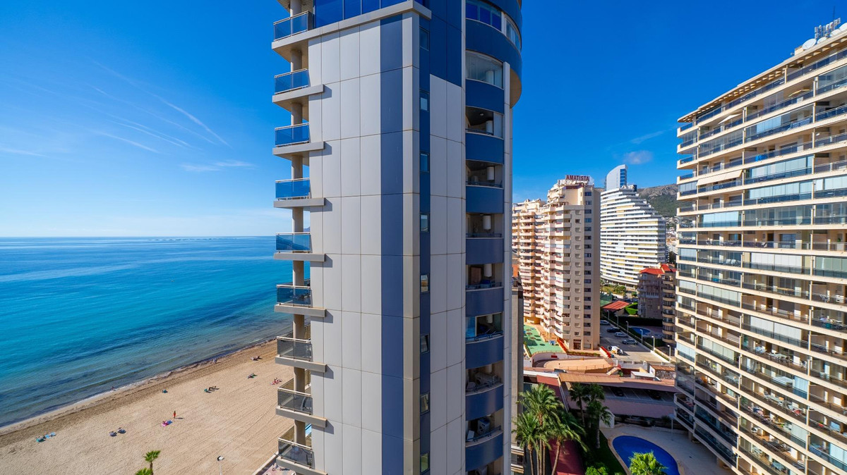4 Bed Apartment for sale in Calpe Costa Blanca, Alicante, Spain