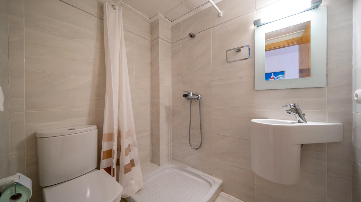 4 Bed Apartment for sale in Calpe Costa Blanca, Alicante, Spain