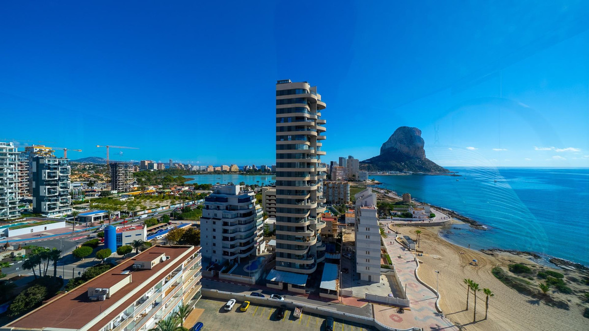 4 Bed Apartment for sale in Calpe Costa Blanca, Alicante, Spain