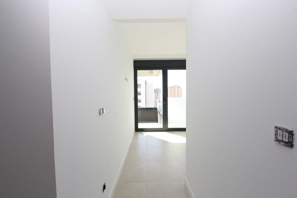 Se vende Apartamento Planta Media de 2 dormitorios en Costa Blanca, Alicante, España