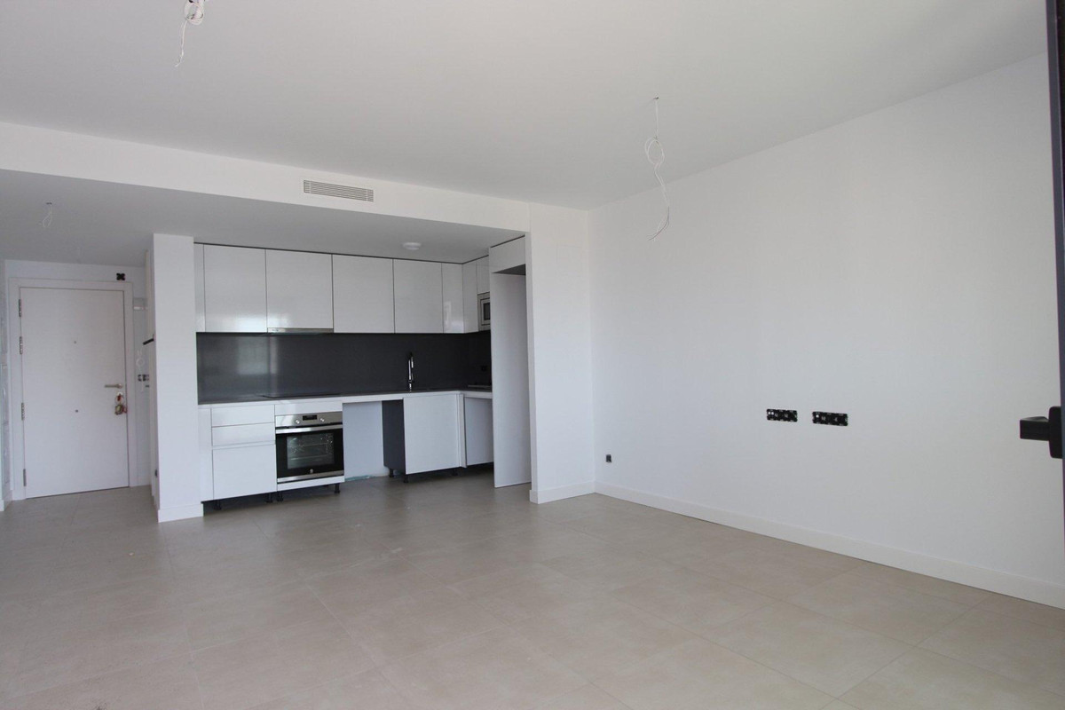 Se vende Apartamento Planta Media de 2 dormitorios en Costa Blanca, Alicante, España
