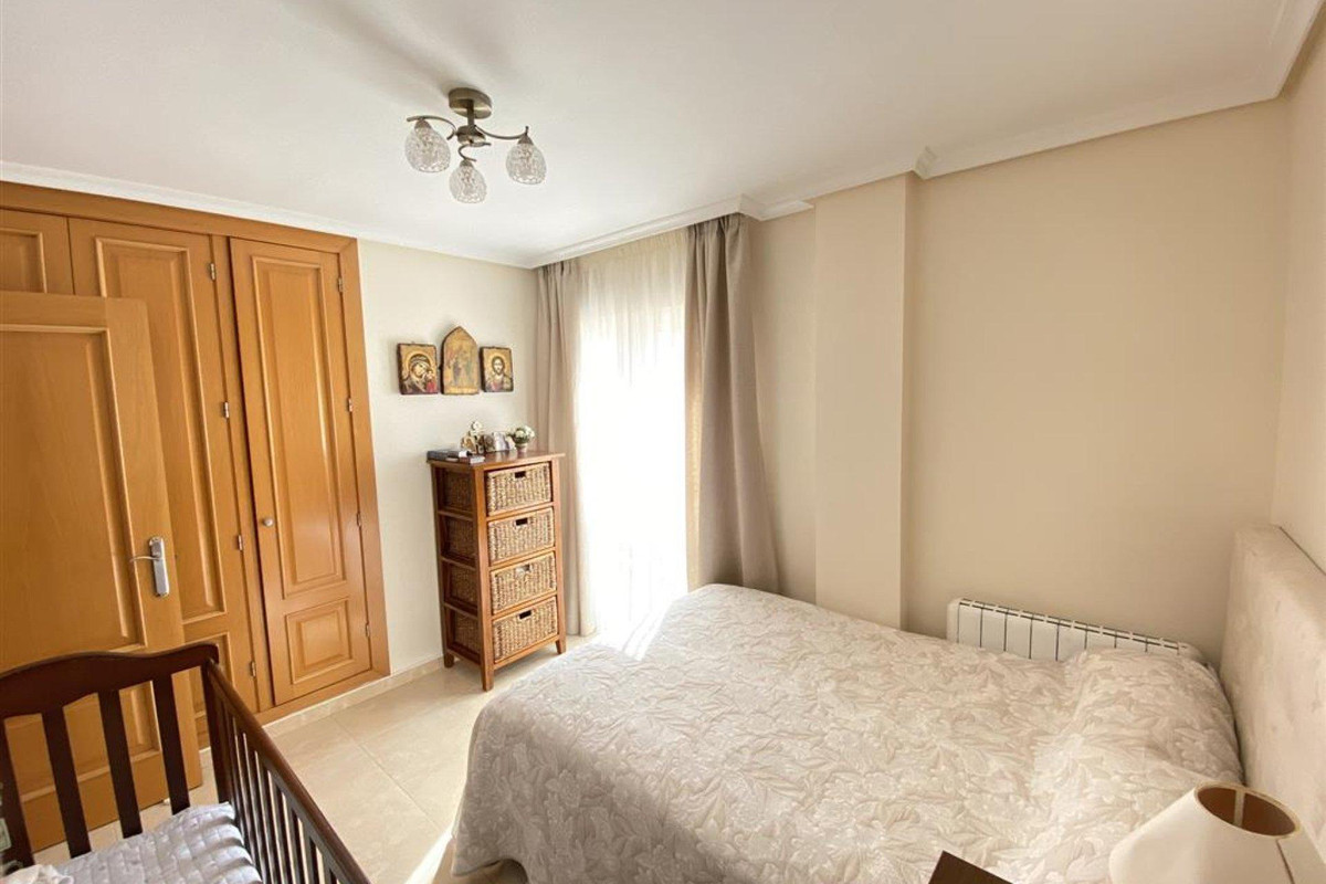 Se vende Apartamento Planta Media de 4 dormitorios en Costa Blanca, Alicante, España