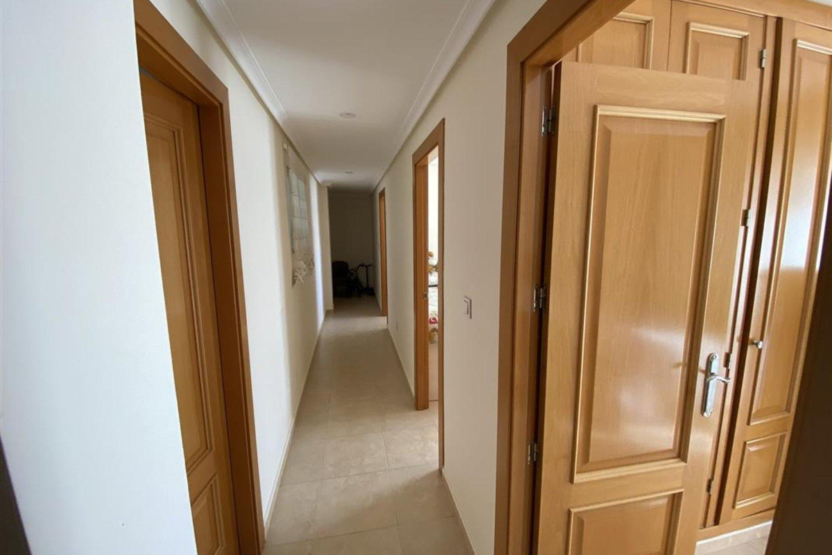 Se vende Apartamento Planta Media de 4 dormitorios en Costa Blanca, Alicante, España