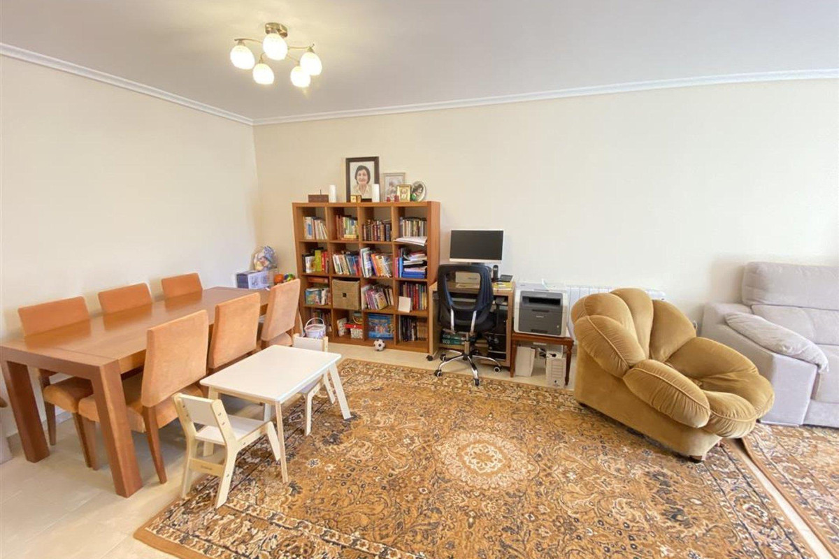 Se vende Apartamento Planta Media de 4 dormitorios en Costa Blanca, Alicante, España