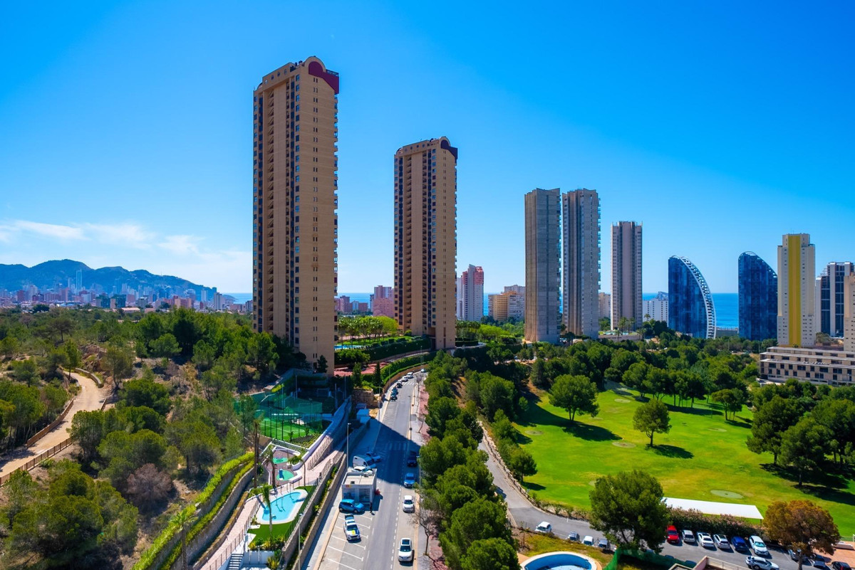 2 Bed Apartment for sale in Benidorm Costa Blanca, Alicante, Spain