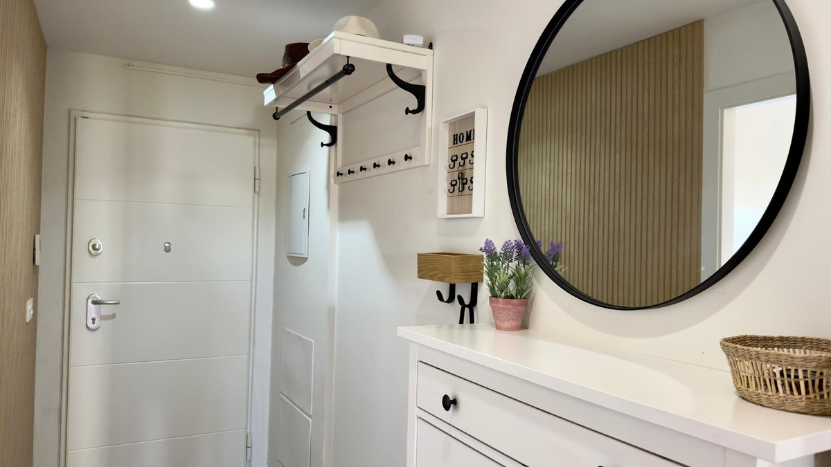 Se vende Apartamento Planta Media de 3 dormitorios en Costa Blanca, Alicante, España