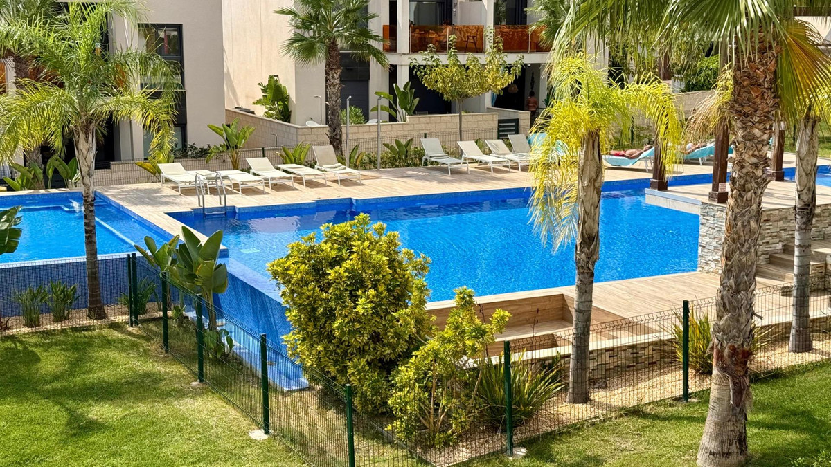 Se vende Apartamento Planta Media de 3 dormitorios en Costa Blanca, Alicante, España