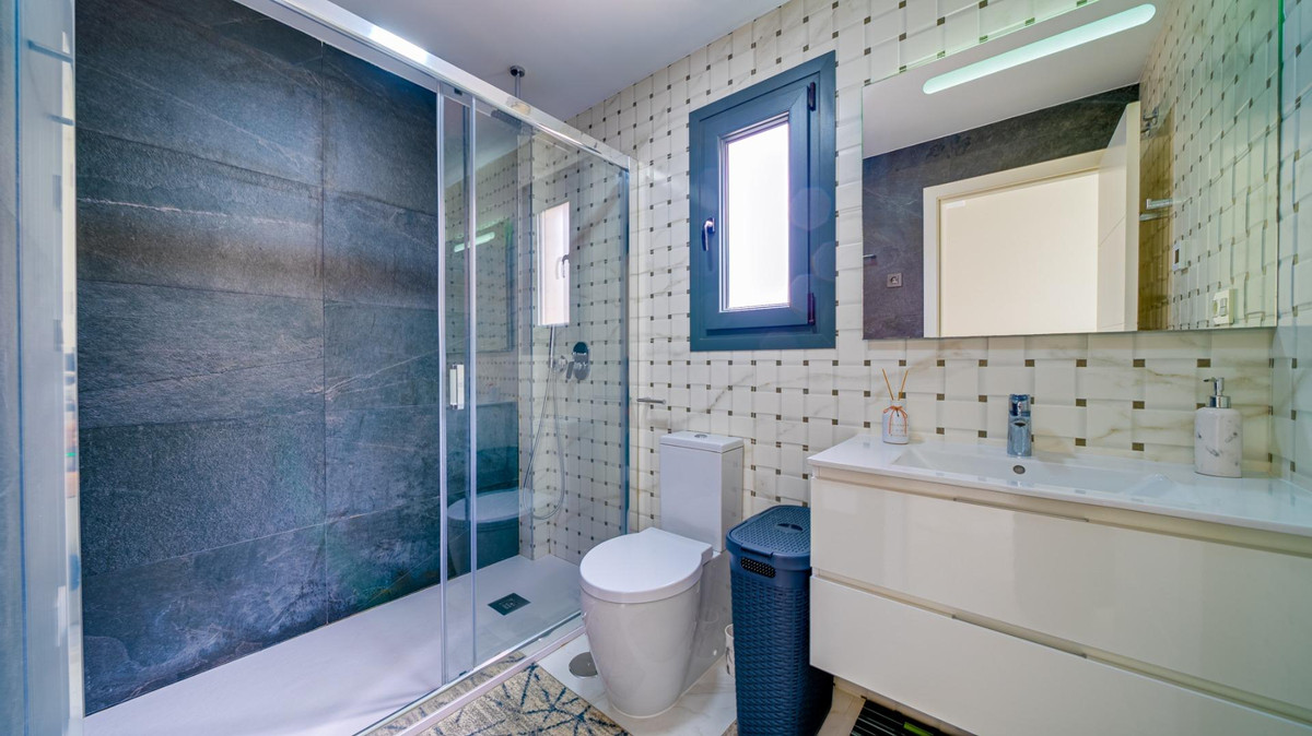 Se vende Bungalow de 3 dormitorios en Costa Blanca, Alicante, España