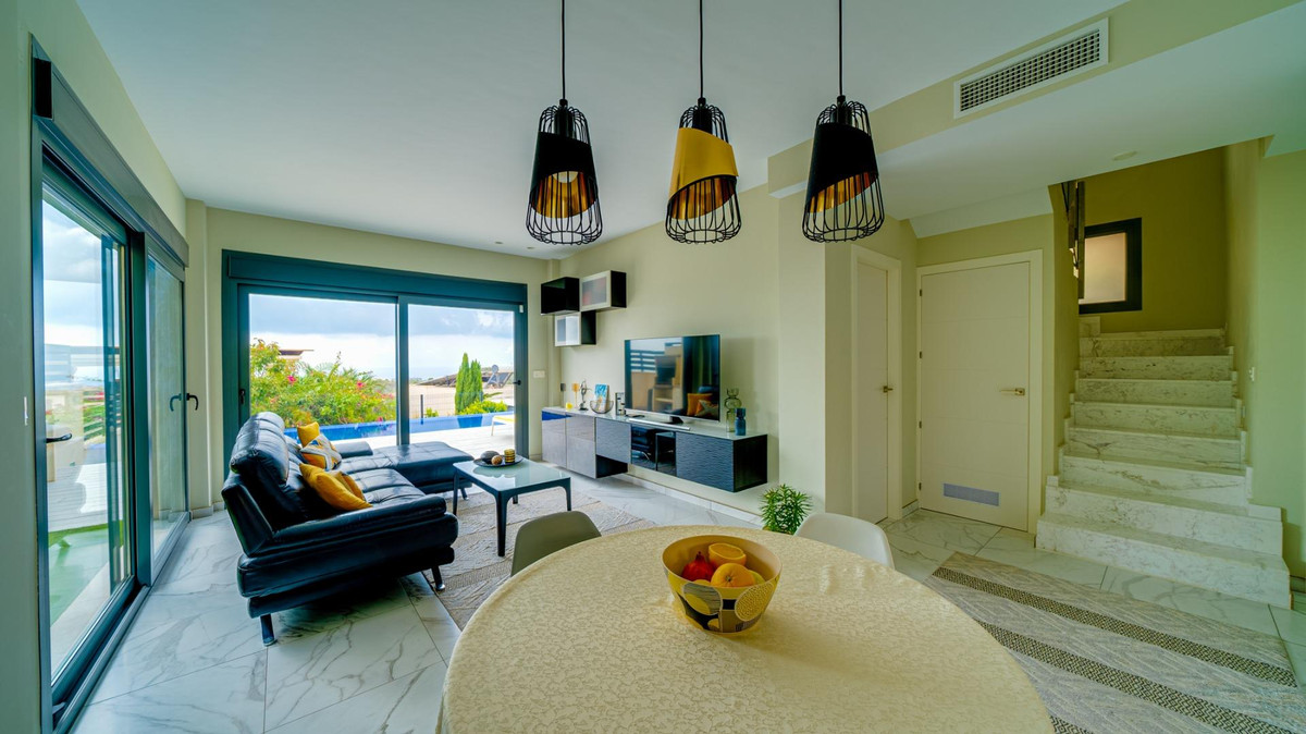 Se vende Bungalow de 3 dormitorios en Costa Blanca, Alicante, España