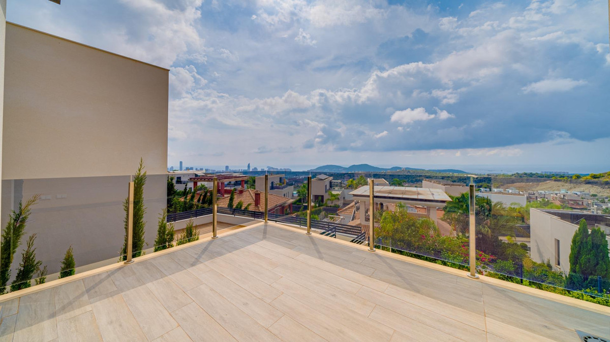 Se vende Bungalow de 3 dormitorios en Costa Blanca, Alicante, España