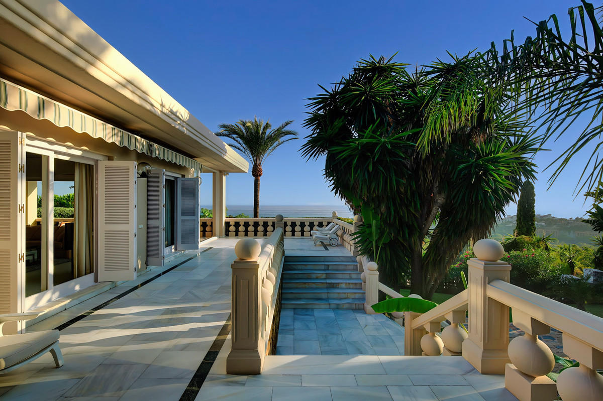 Se vende Villa - Chalet de 6 dormitorios en Costa Del Sol, Málaga, España