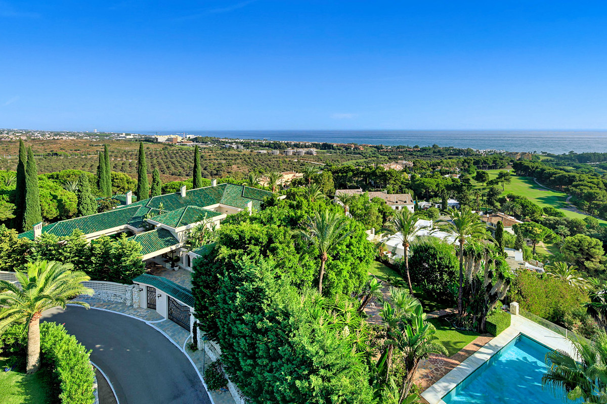 Se vende Villa - Chalet de 6 dormitorios en Costa Del Sol, Málaga, España