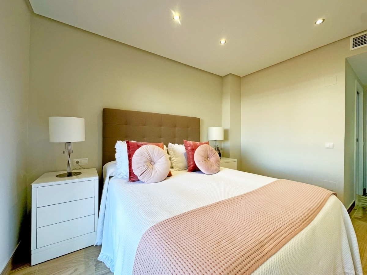2 Bed Apartment for sale in Estepona Costa Del Sol, Málaga, Spain