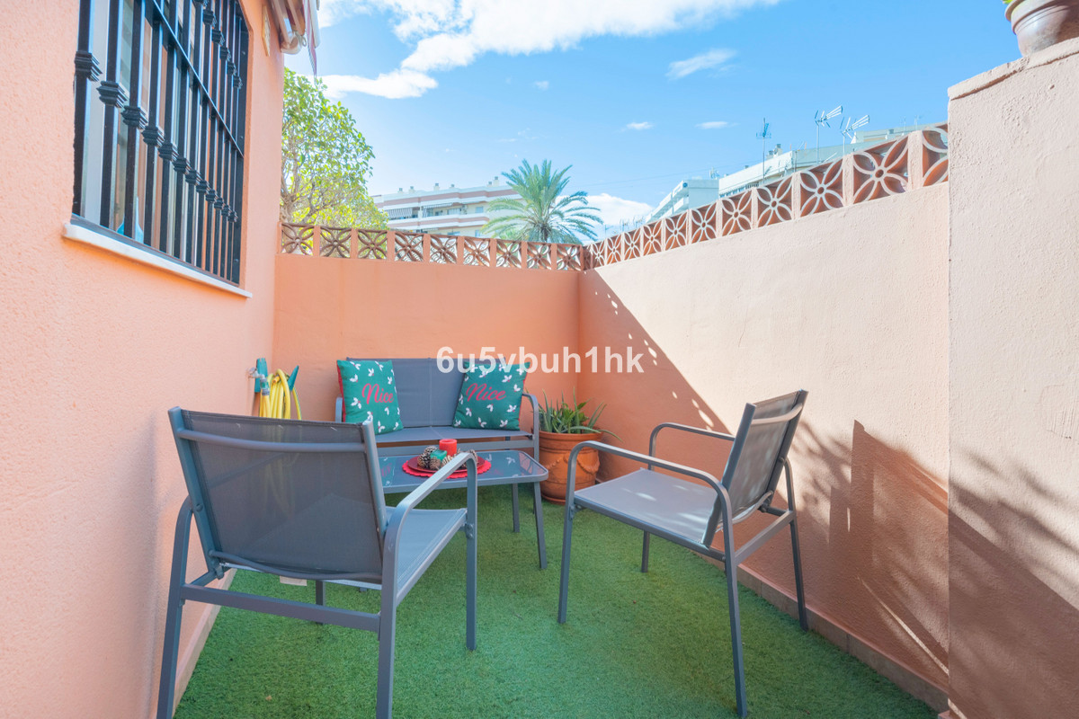 4 Bed Townhouse for sale in Fuengirola Costa Del Sol, Málaga, Spain