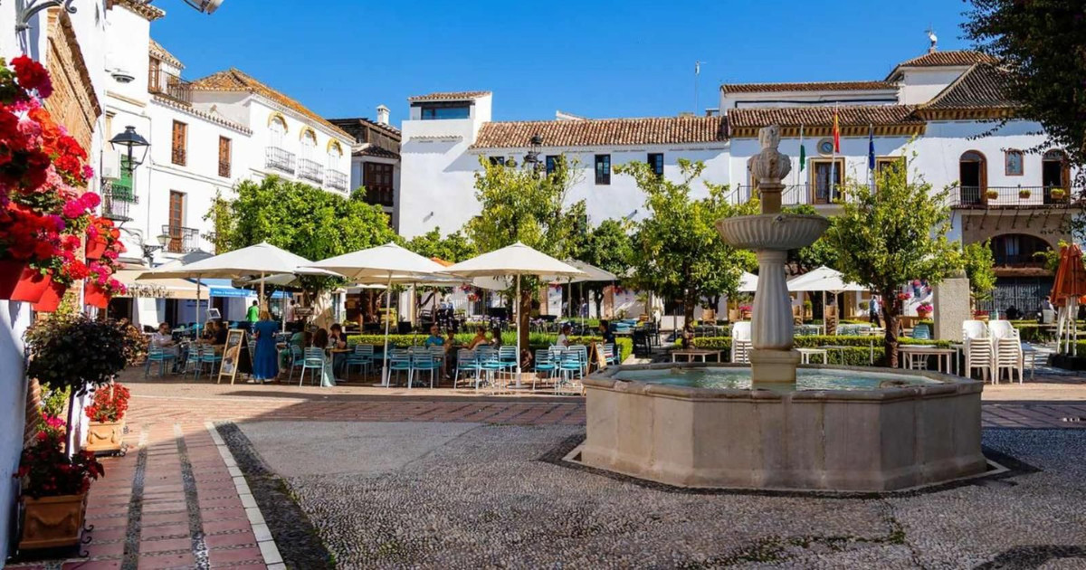 Se vende Hotel de 20 dormitorios en Costa Del Sol, Málaga, España