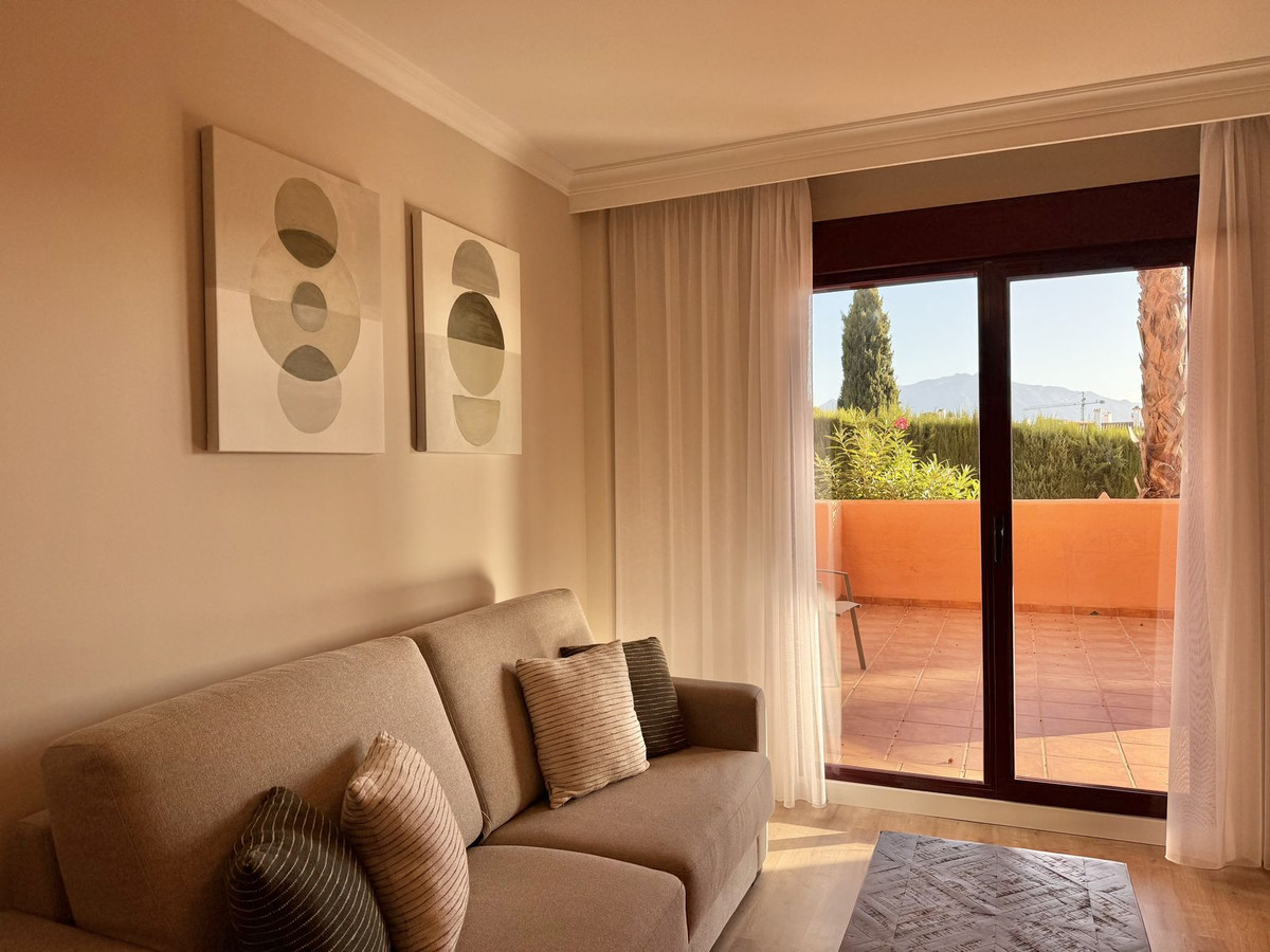 2 Bed Apartment for sale in Benahavís Costa Del Sol, Málaga, Spain