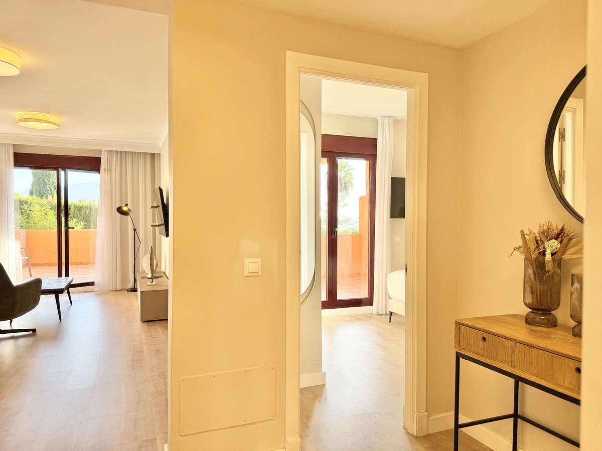 2 Bed Apartment for sale in Benahavís Costa Del Sol, Málaga, Spain