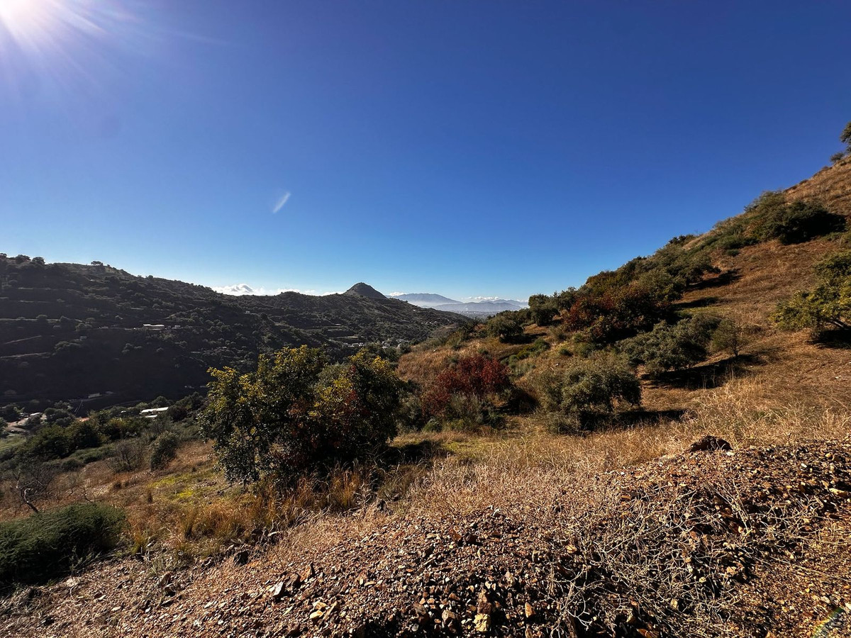 Se vende Terreno Rustico de 1 dormitorios en Costa Del Sol, Málaga, España