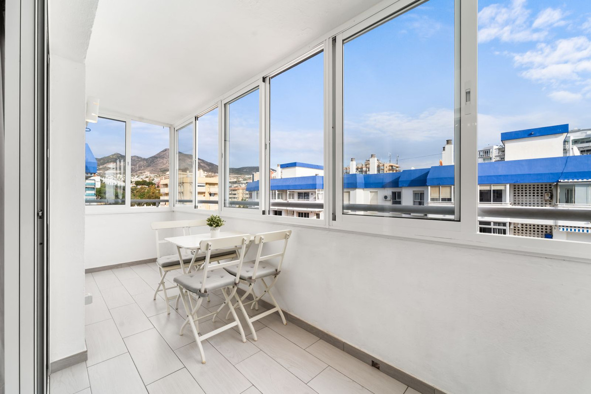 Se vende Apartamento en Planta Última de 3 dormitorios en Costa Del Sol, Málaga, España