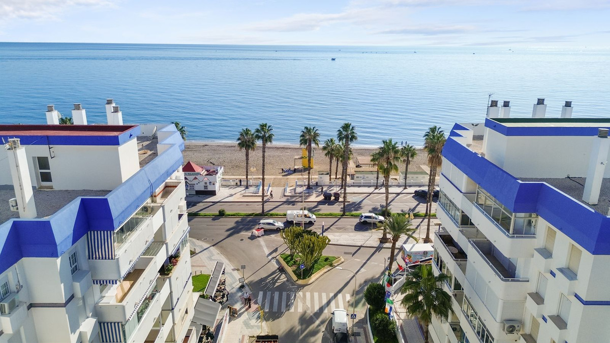 Se vende Apartamento en Planta Última de 3 dormitorios en Costa Del Sol, Málaga, España