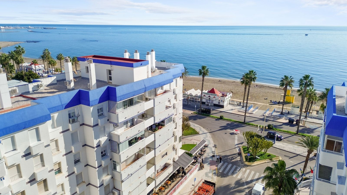 Se vende Apartamento en Planta Última de 3 dormitorios en Costa Del Sol, Málaga, España