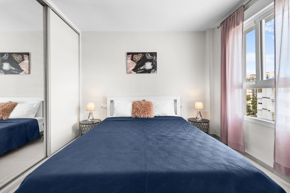 Se vende Apartamento en Planta Última de 3 dormitorios en Costa Del Sol, Málaga, España