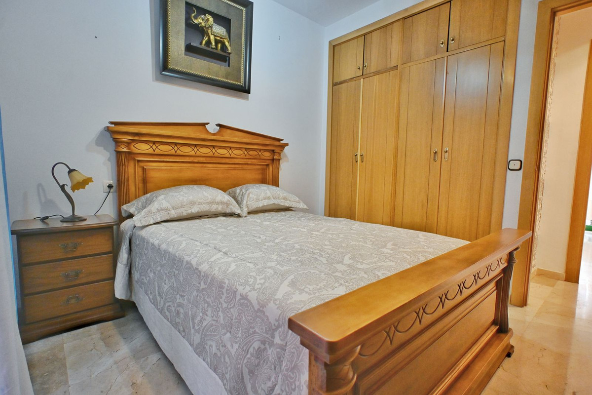 3 Bed Apartment for sale in Fuengirola Costa Del Sol, Málaga, Spain