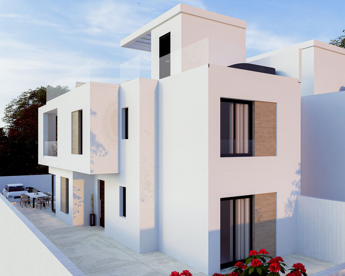 4 Bed Townhouse for sale in Nerja Costa Del Sol East, Málaga, Spain