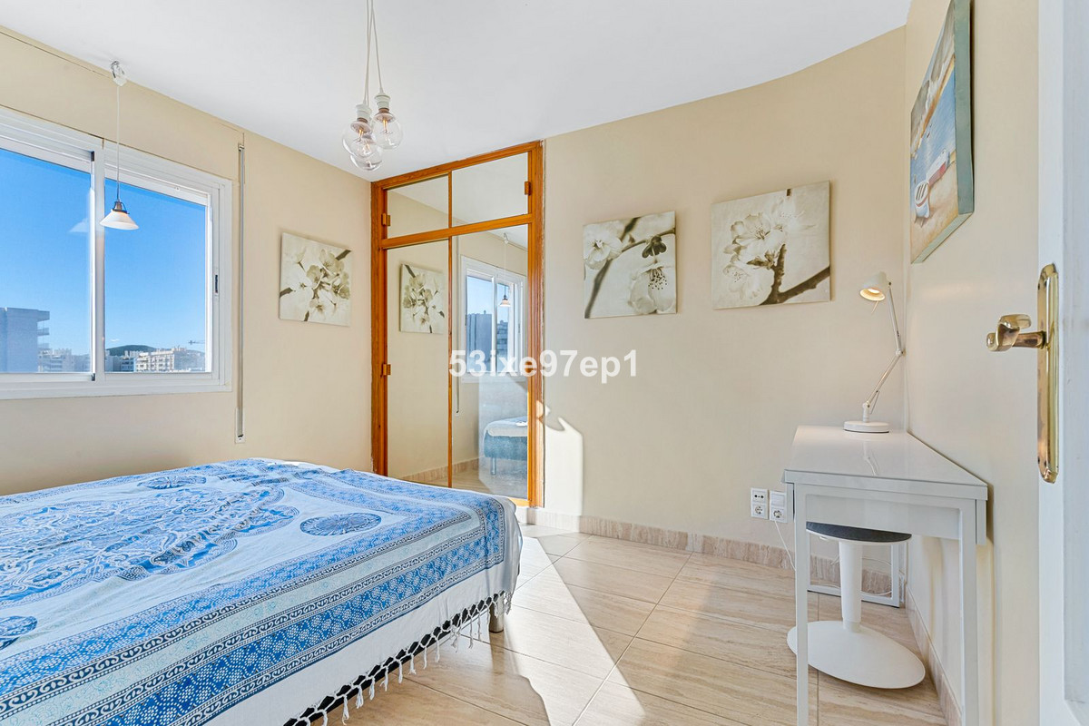 2 Bed Apartment for sale in Fuengirola Costa Del Sol, Málaga, Spain