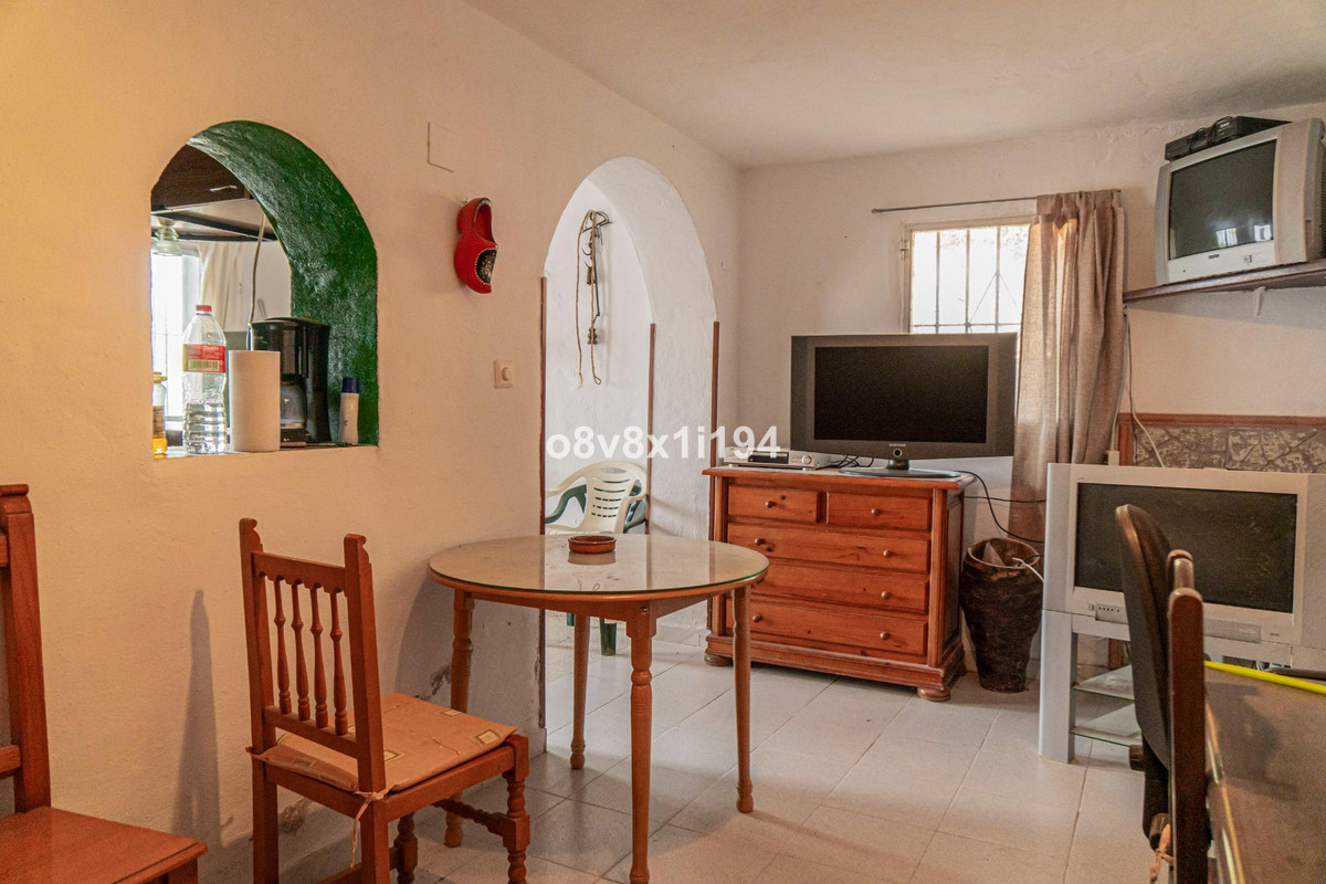 Se vende Finca - Cortijo de 4 dormitorios en Costa Del Sol, Málaga, España