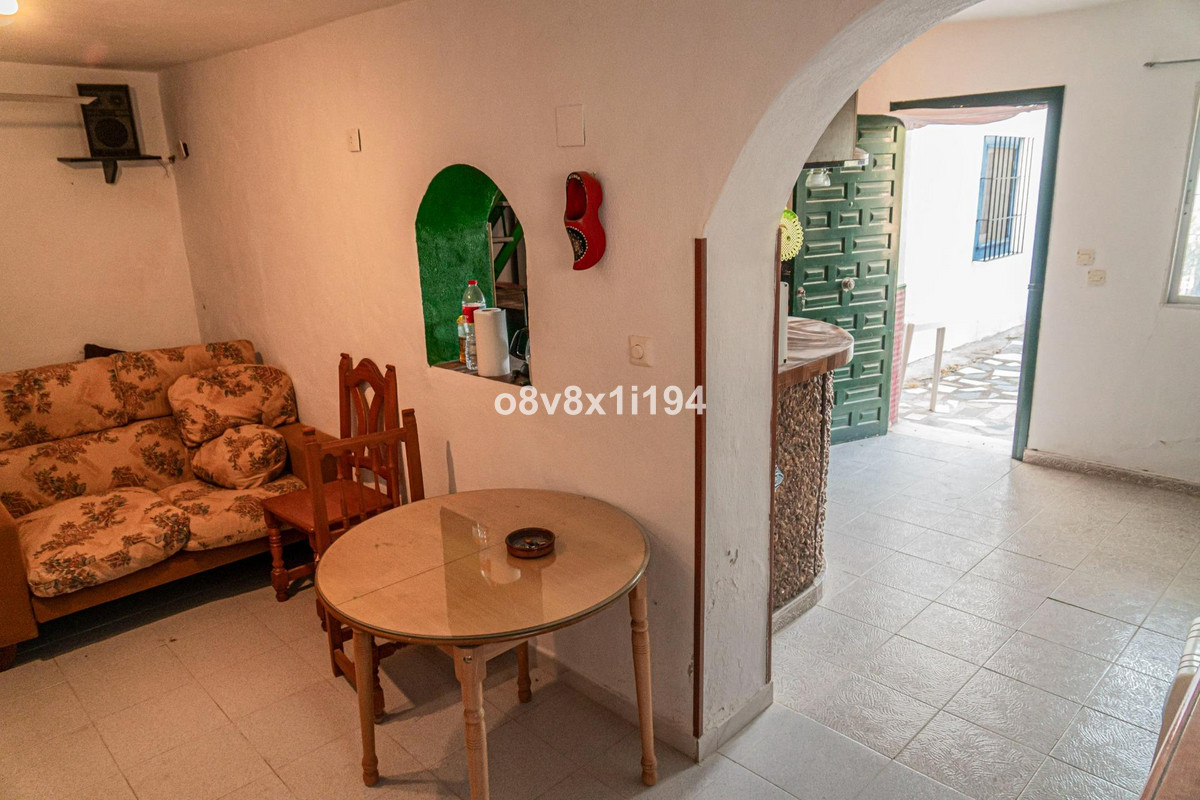 Se vende Finca - Cortijo de 4 dormitorios en Costa Del Sol, Málaga, España