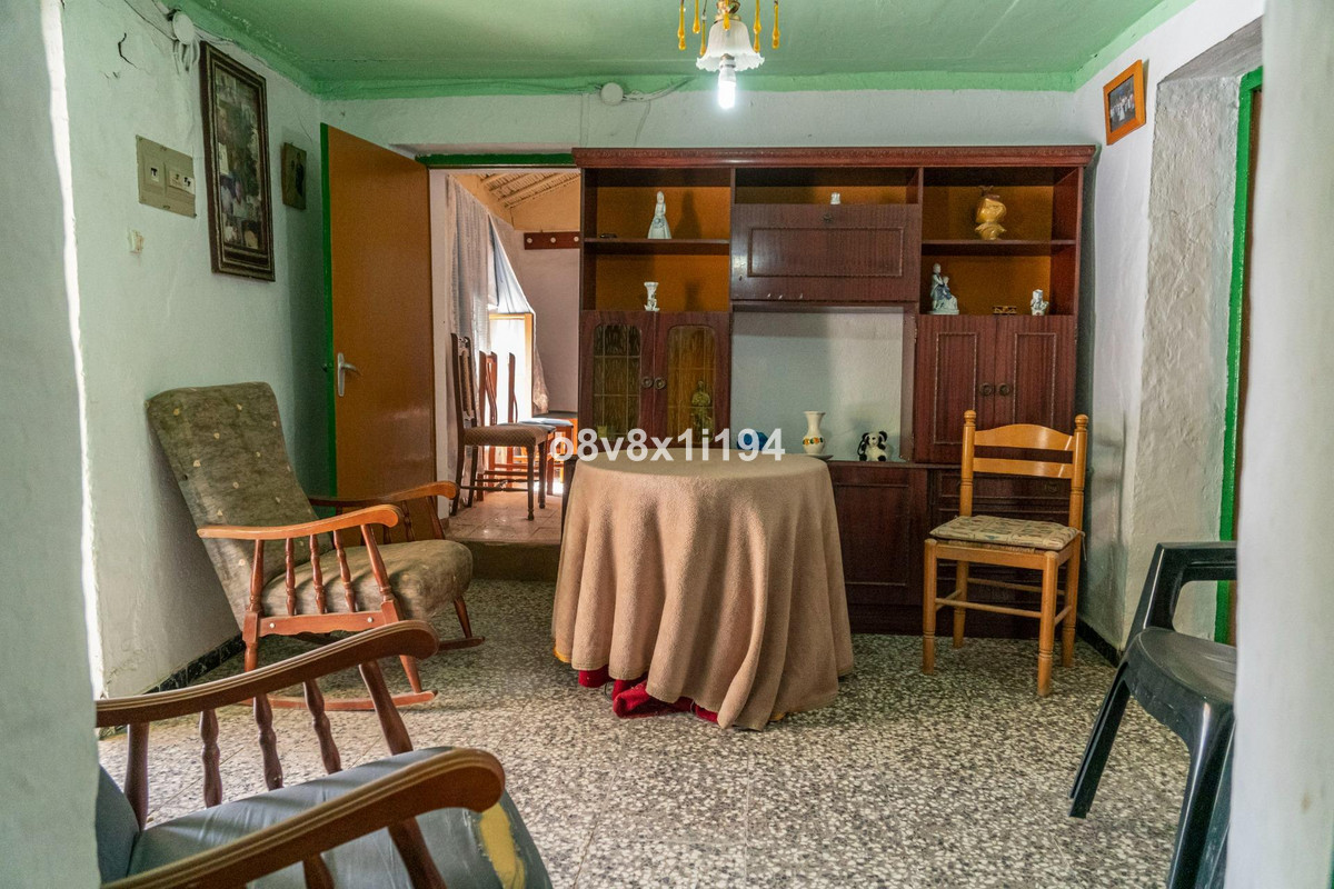 Se vende Finca - Cortijo de 4 dormitorios en Costa Del Sol, Málaga, España