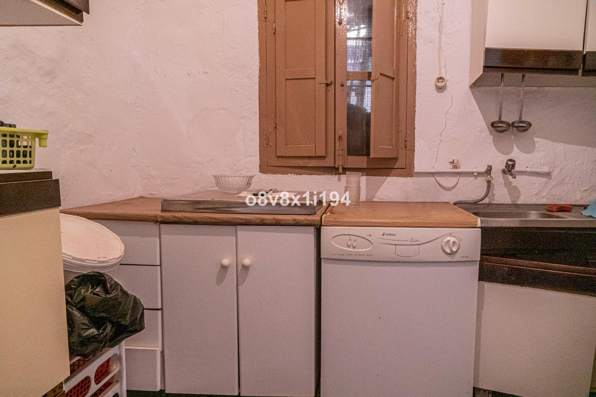 Se vende Finca - Cortijo de 4 dormitorios en Costa Del Sol, Málaga, España