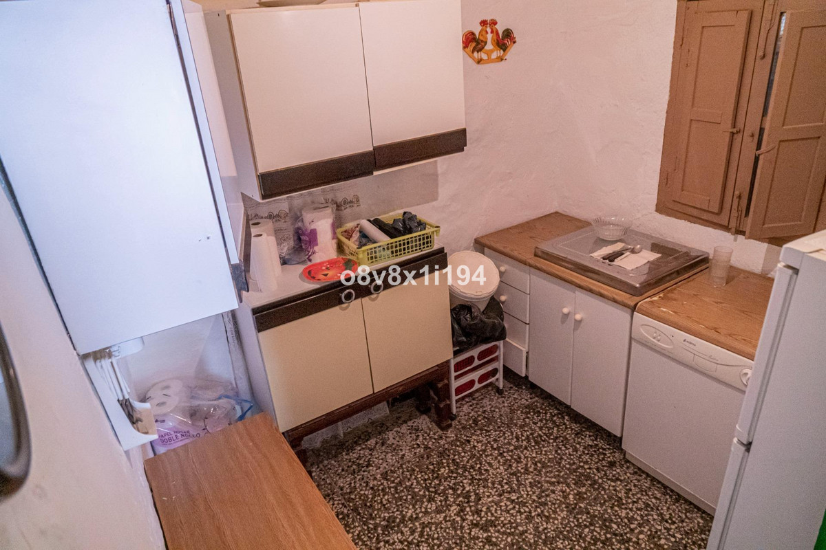 Se vende Finca - Cortijo de 4 dormitorios en Costa Del Sol, Málaga, España