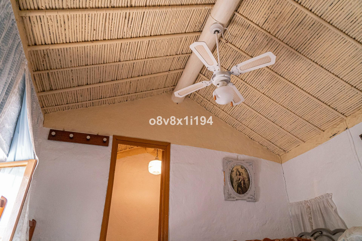 Se vende Finca - Cortijo de 4 dormitorios en Costa Del Sol, Málaga, España