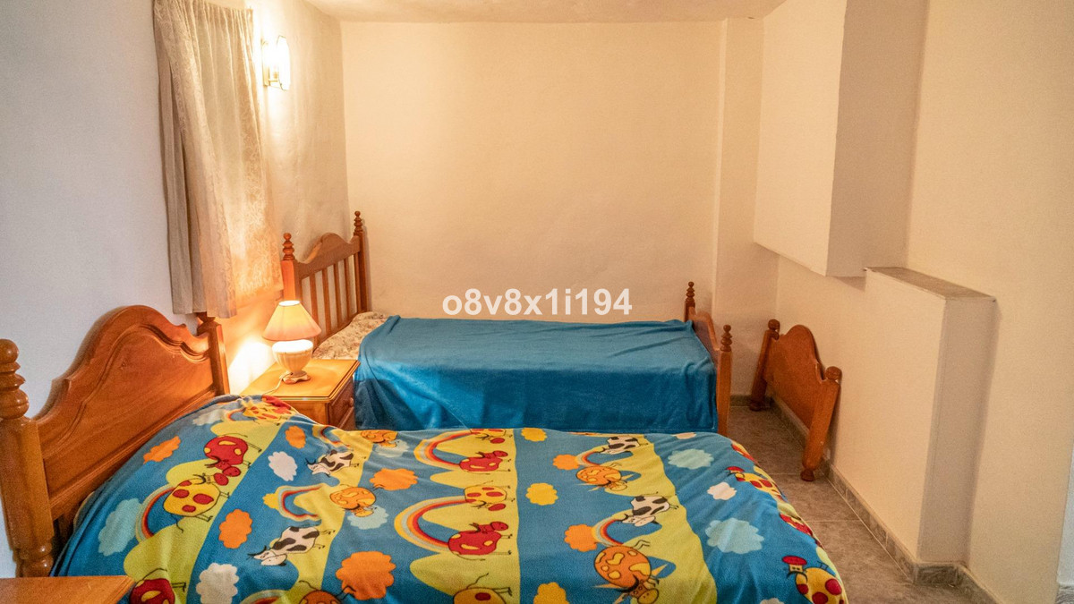 Se vende Finca - Cortijo de 4 dormitorios en Costa Del Sol, Málaga, España