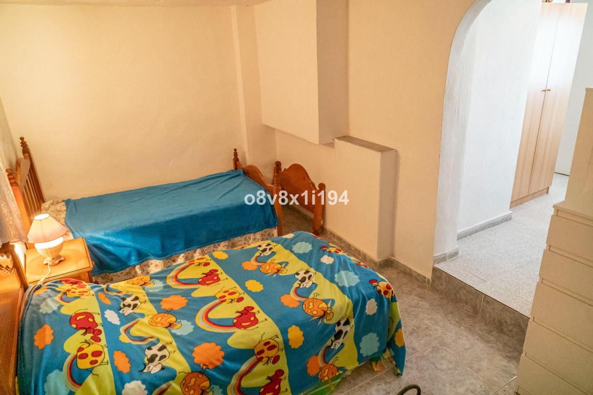 Se vende Finca - Cortijo de 4 dormitorios en Costa Del Sol, Málaga, España