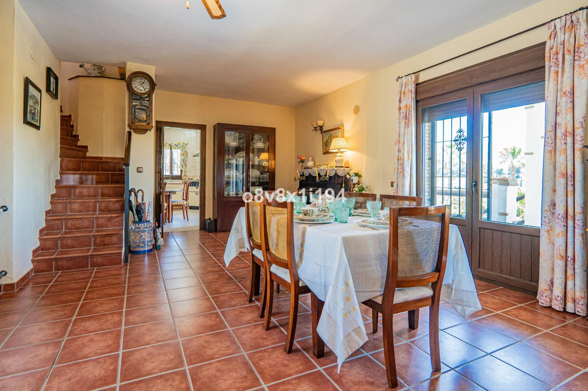4 Bed Townhouse for sale in Cártama Costa Del Sol, Málaga, Spain