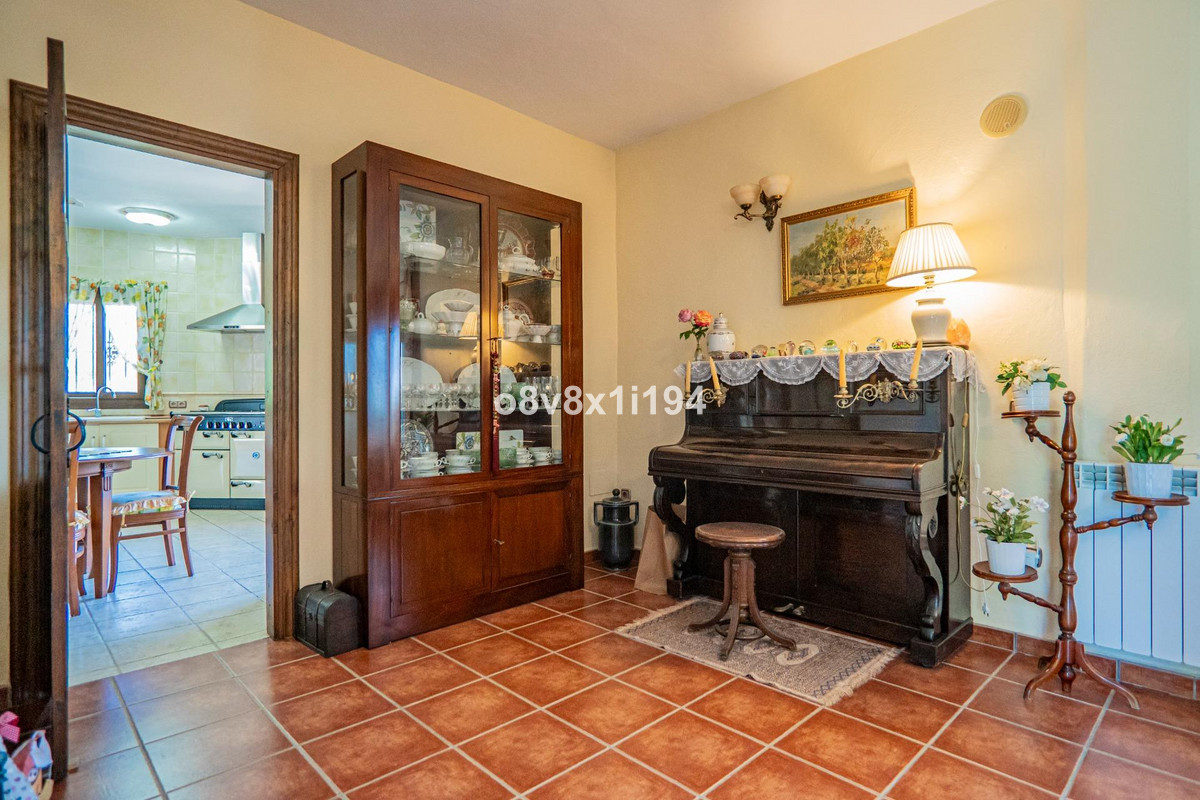 4 Bed Townhouse for sale in Cártama Costa Del Sol, Málaga, Spain