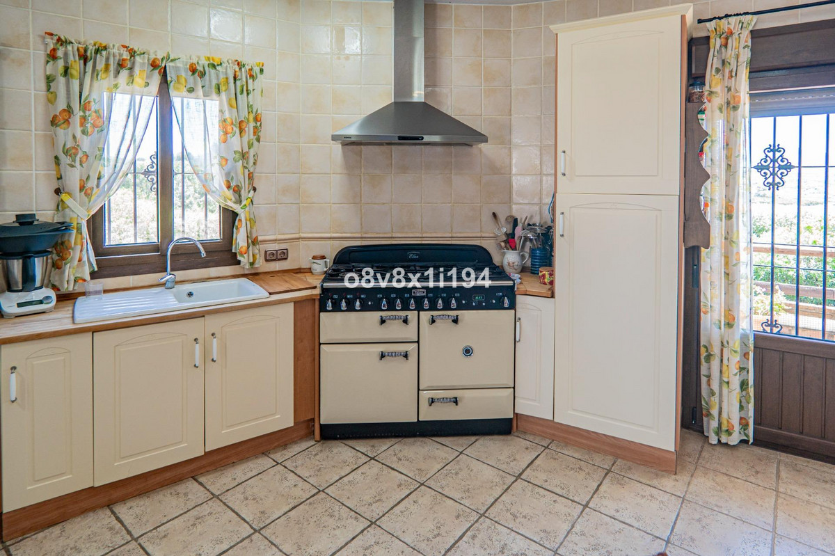 4 Bed Townhouse for sale in Cártama Costa Del Sol, Málaga, Spain