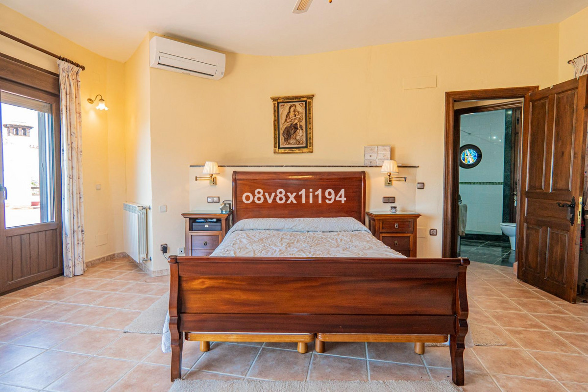 4 Bed Townhouse for sale in Cártama Costa Del Sol, Málaga, Spain