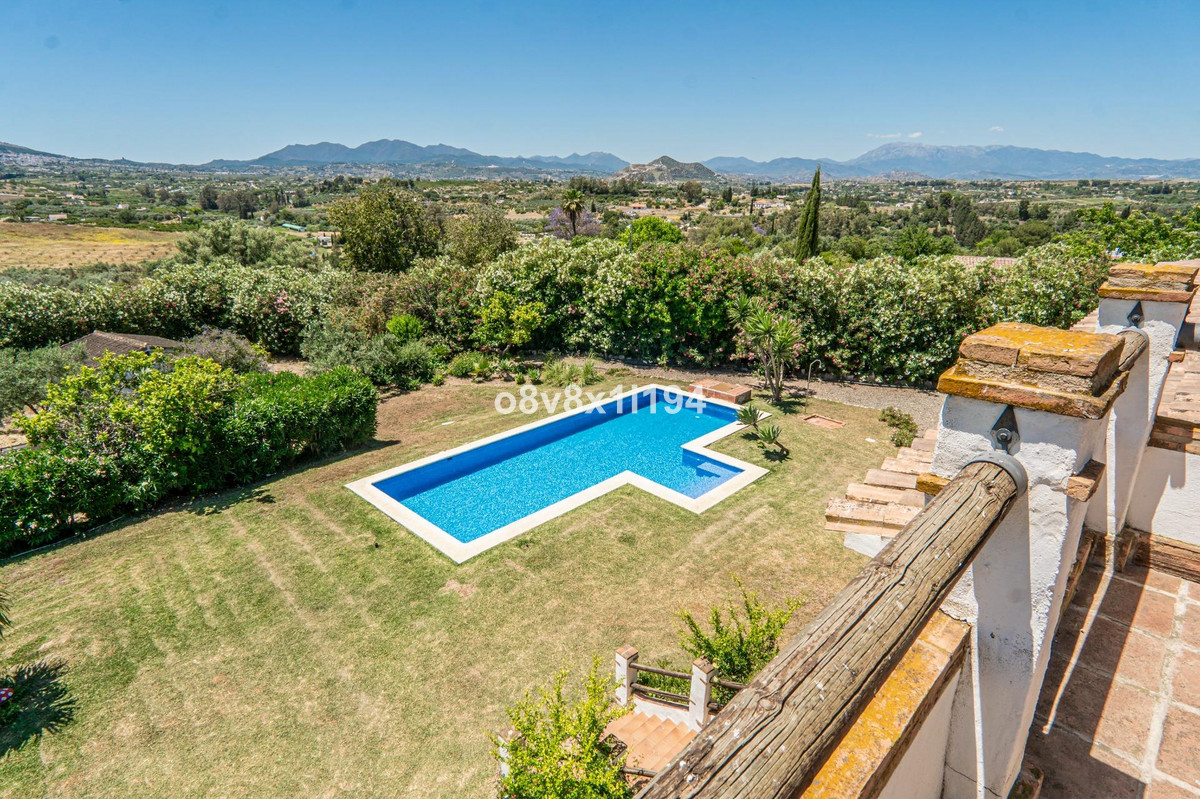 4 Bed Townhouse for sale in Cártama Costa Del Sol, Málaga, Spain