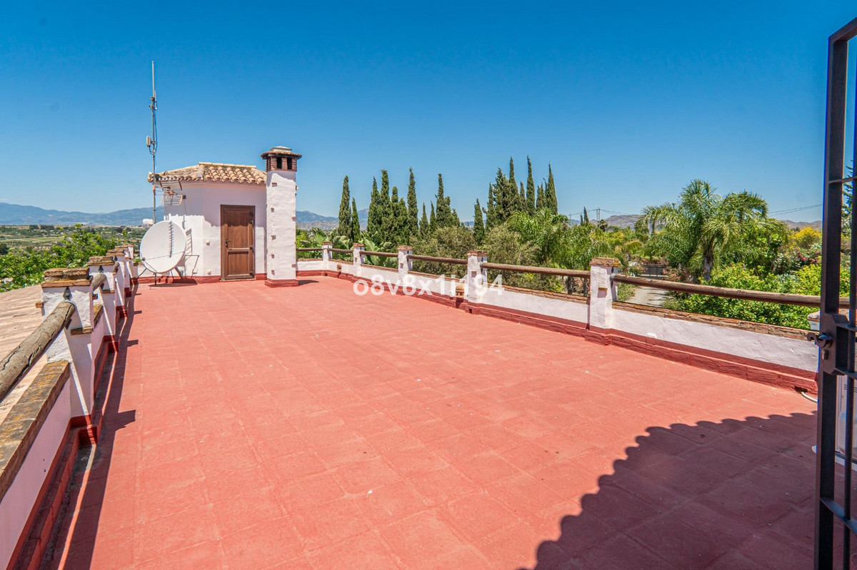 4 Bed Townhouse for sale in Cártama Costa Del Sol, Málaga, Spain