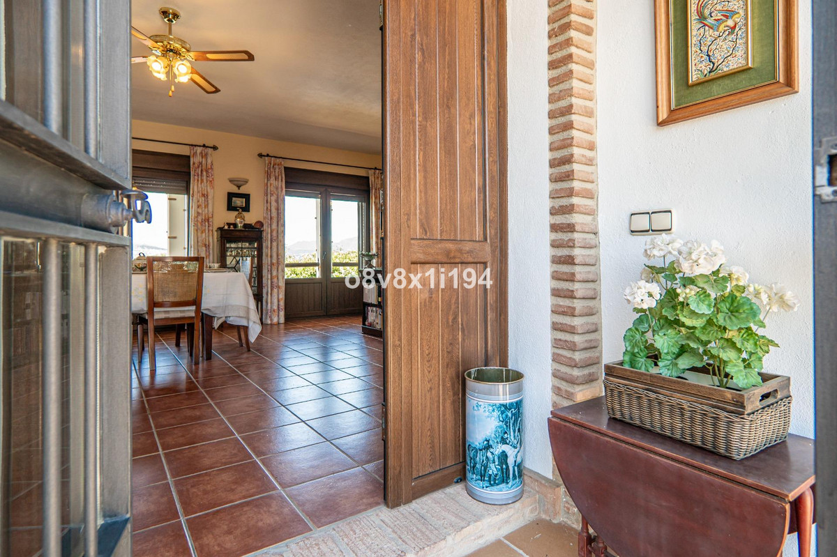 4 Bed Townhouse for sale in Cártama Costa Del Sol, Málaga, Spain