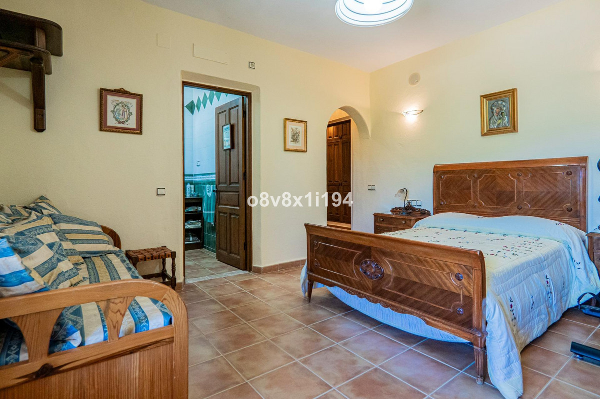 4 Bed Townhouse for sale in Cártama Costa Del Sol, Málaga, Spain