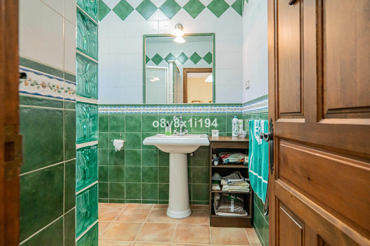 4 Bed Townhouse for sale in Cártama Costa Del Sol, Málaga, Spain