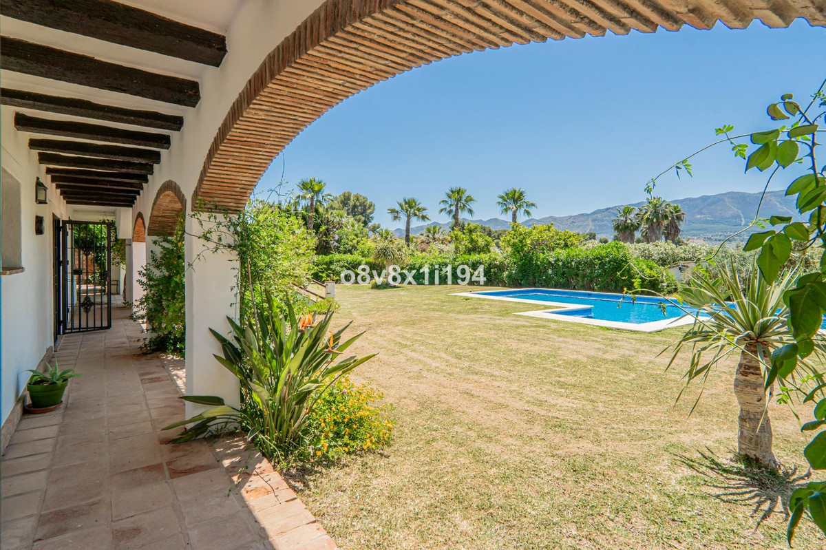4 Bed Townhouse for sale in Cártama Costa Del Sol, Málaga, Spain